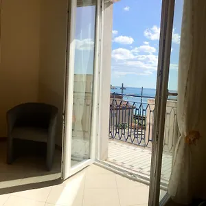 Holiday Rentals Taormine